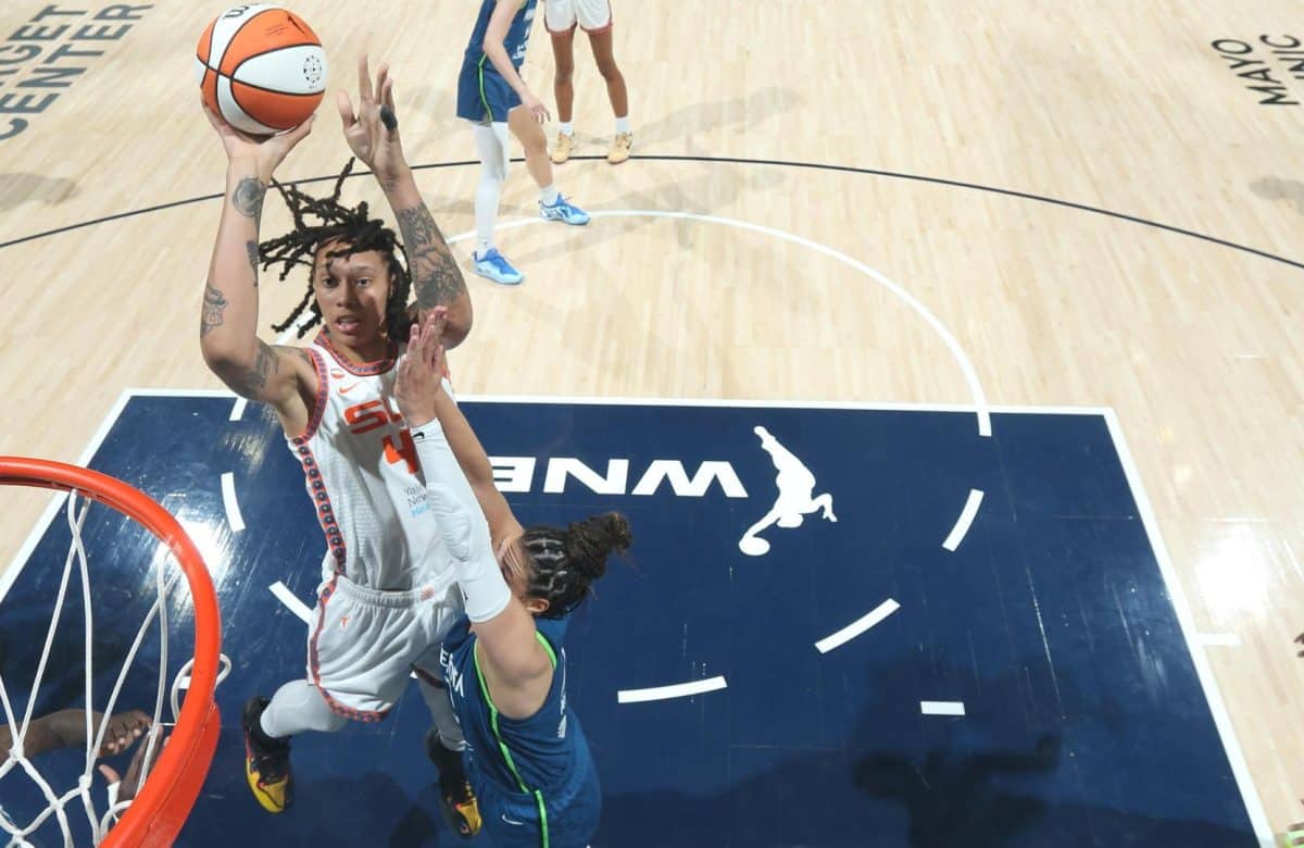 Brittney Griner et Kennedy Burke brillent dans la victoire du Sun