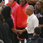 Obama surprend les WNBA All-Stars Clark, Reese et plus