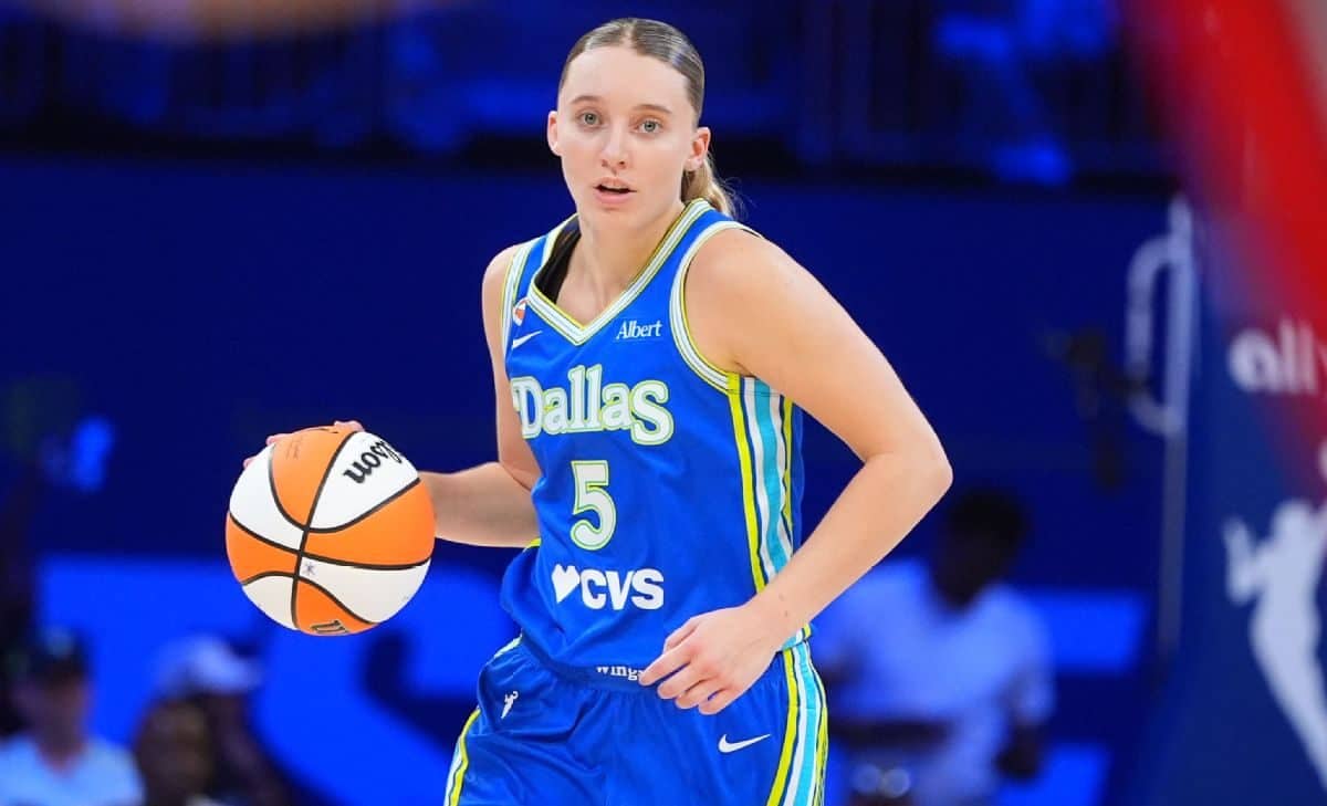 Paige Bueckers dénonce l'absence de coachs noires en WNBA 2026