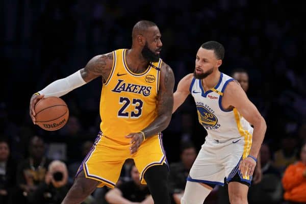 Steph Curry et LeBron James : un duo NBA inédit en 2026