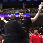 Chicago Sky bannissent Enes Kanter Freedom après clash