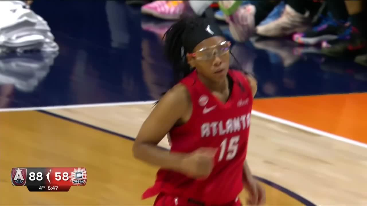 Howard et Gray brillent, Atlanta Dream domine Connecticut 2026