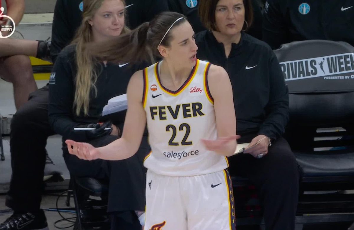 Mitchell et Clark brillent, Fever battent Sky 90-86 en 2026