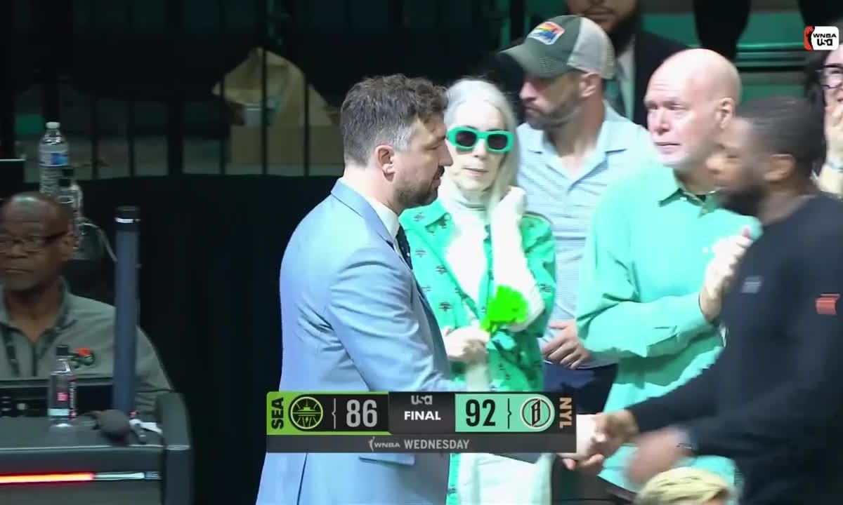 New York Liberty domine Seattle Storm et enchaîne en 2026