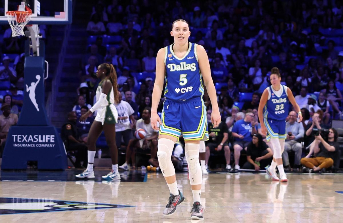 Paige Bueckers brille, Wings battent Storm 92-70 en 2026