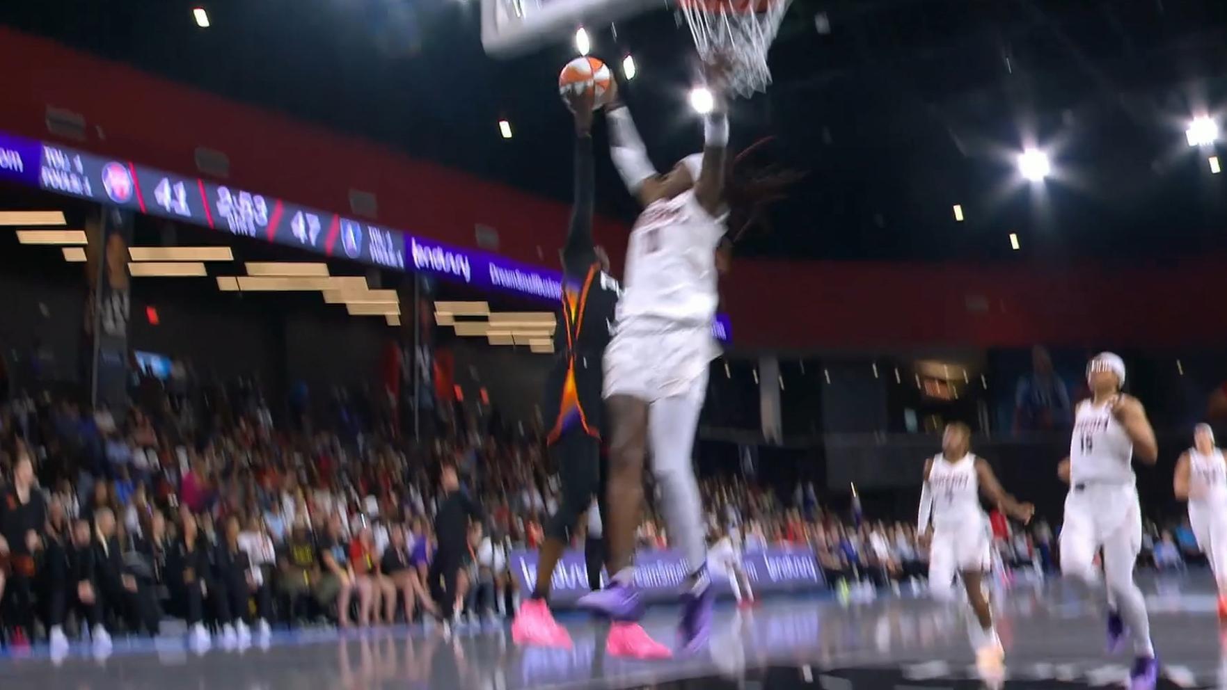 Rhyne Howard et Atlanta Dream dominent Phoenix Mercury 96-82