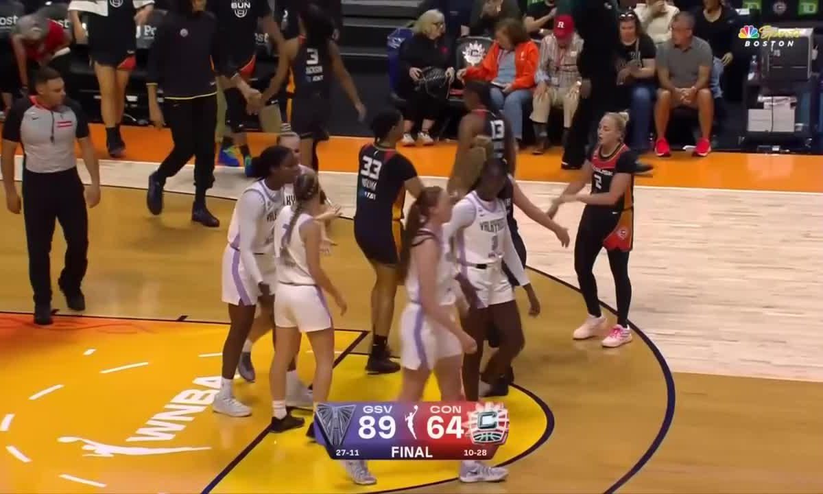 Valkyries dominent le Sun 89-64 grâce à Salaun et Burton