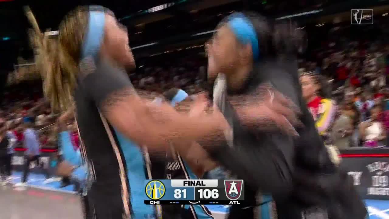 Angel Reese brille et Atlanta Dream bat Chicago Sky 106-81