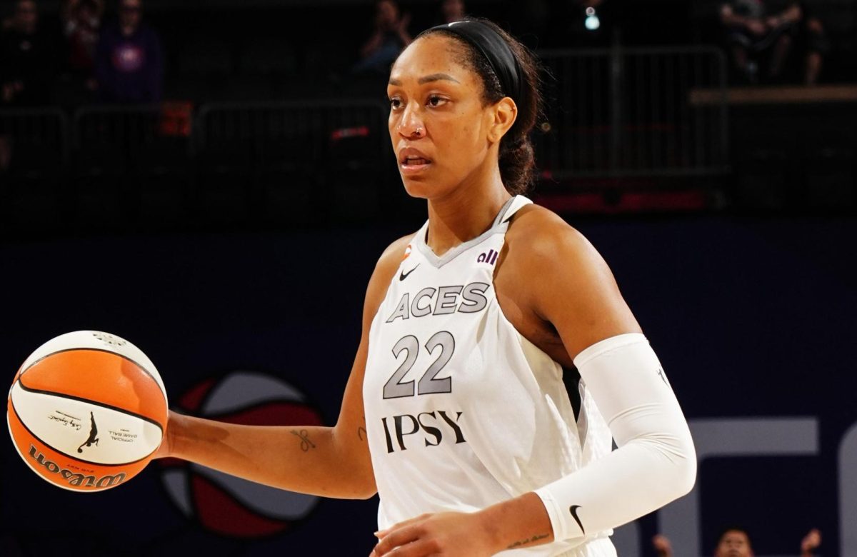 Wilson et Loyd brillent, Aces battent Mercury et filent en playoffs