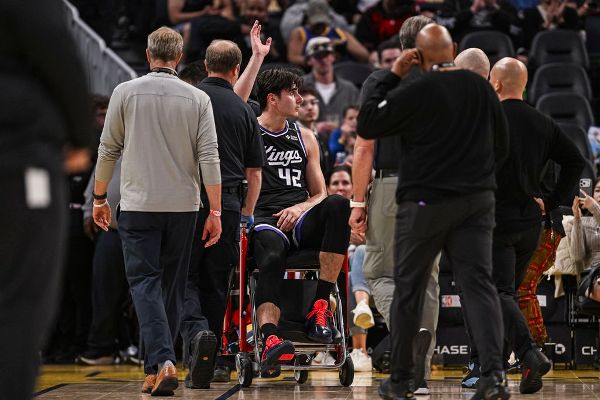 Blessure de Maxime Raynaud (Kings) : bilan dans 2 semaines