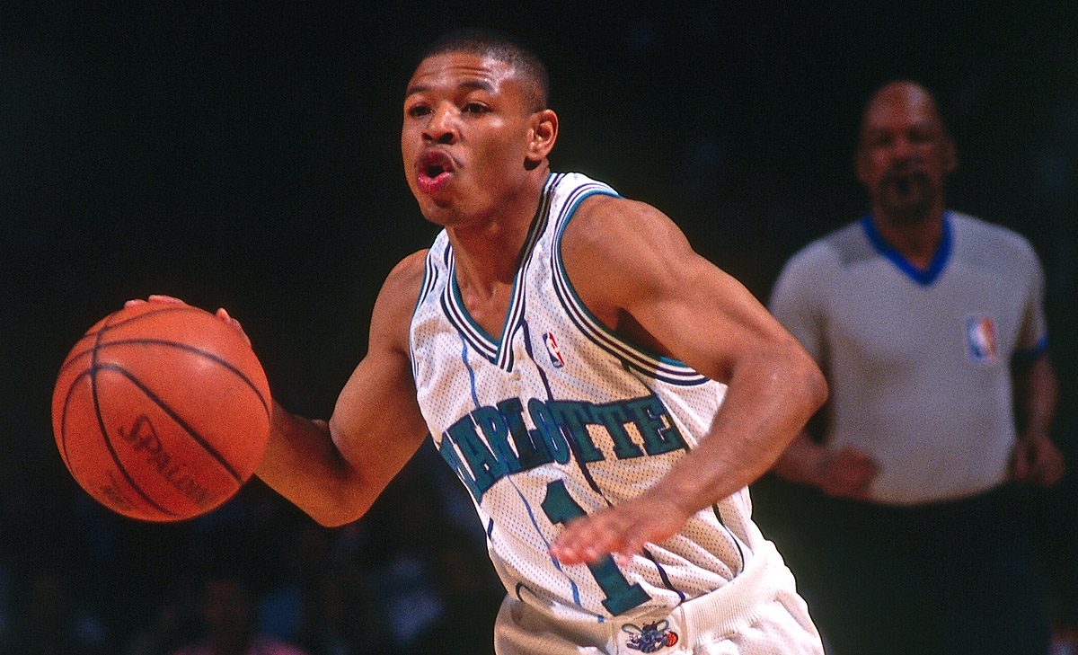 Charlotte Hornets retire le maillot n°1 de Muggsy Bogues