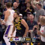 Curry fête 31 points face à Doncic, Warriors dominent Lakers