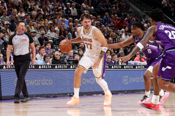 Luka Doncic brille avec 52 pts et 8 tirs à 3 pts vs Jazz