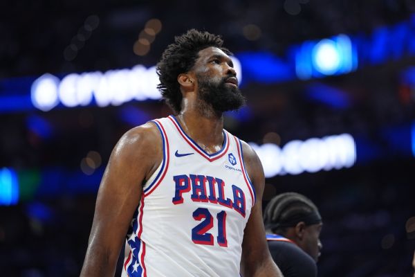 Sixers sans Embiid face aux Pistons pour gestion de blessure
