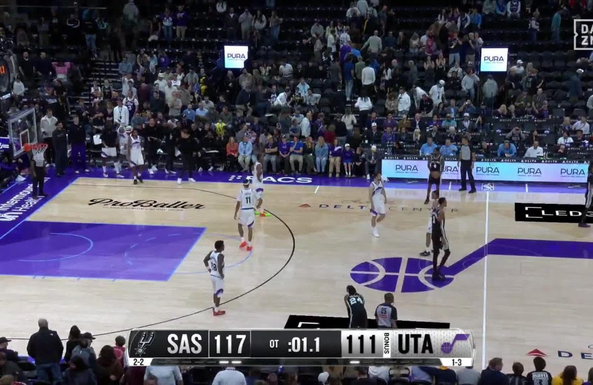 Spurs battent le Jazz 117-111 avec Wembanyama dominant