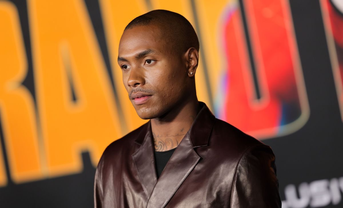 Steve Lacy delights crowd with ‘LeBron, LeBron, LeBron’ cover of ‘Oh Yeah?’