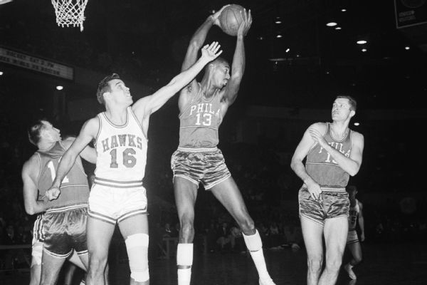 Hagan, Basketball Hall of Famer and Kentucky legend, dies at 94