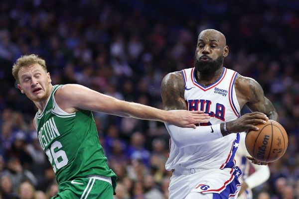 LeBron fires up crowd with monster slam in Sixers home debut