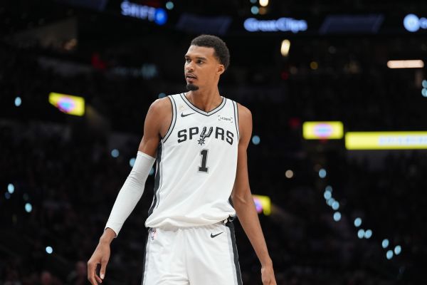 Spurs' Victor Wembanyama misses first 12 shots in rough opener vs. Thunder