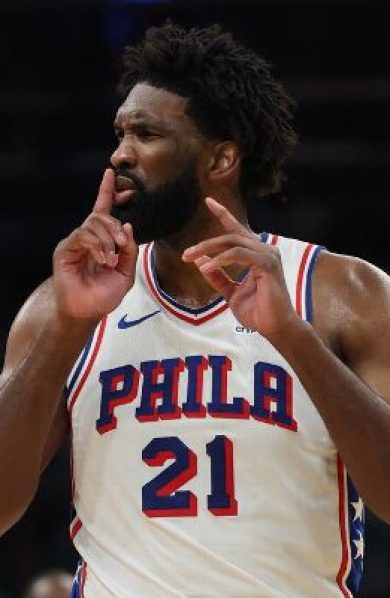 76ers et Embiid renversent les Celtics en 7e match 2026