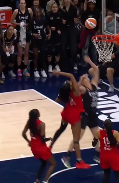Allisha Gray et Angel Reese brillent, Dream bat Lynx 91-90