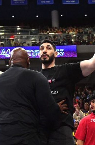 Chicago Sky bannissent Enes Kanter Freedom après clash