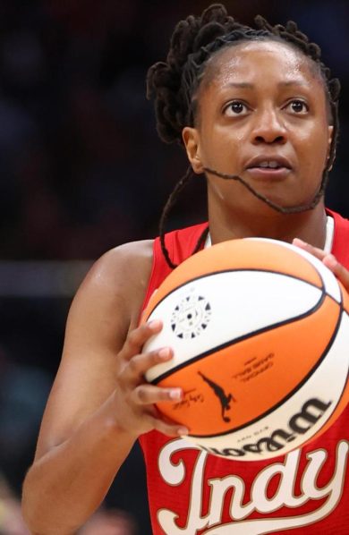 Clark et Mitchell propulsent Indiana Fever face à Seattle Storm