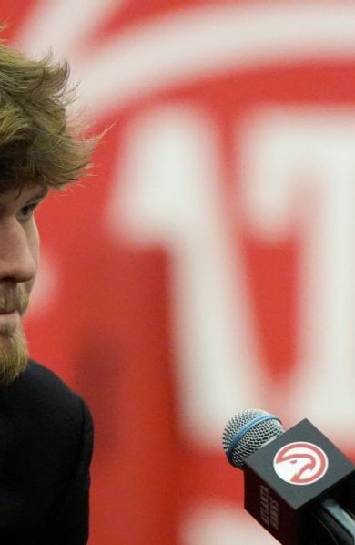 Blessure grave pour Henri Veesaar, rookie des Hawks 2026