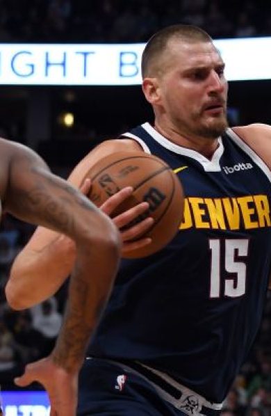 Jokic porte les Nuggets, comeback face aux Pelicans en 2026