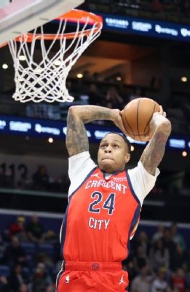 Jordan Hawkins signe un contrat two-way avec les Bulls 2026