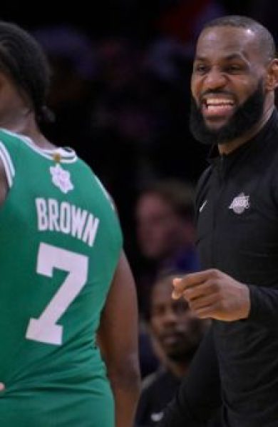 LeBron James refuse le saut en parachute des Sixers 2026