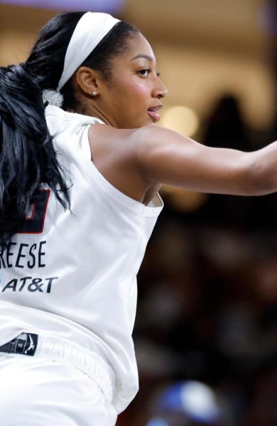 Rhyne Howard brille et Atlanta Dream bat Toronto Tempo 2026