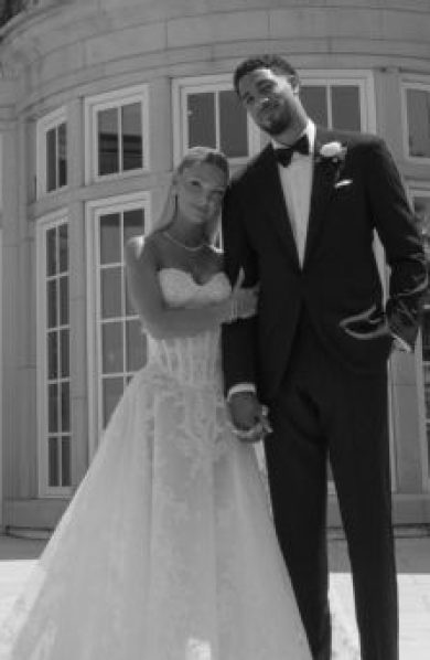 Tyrese Haliburton célèbre son mariage officiel avec Jade Jones