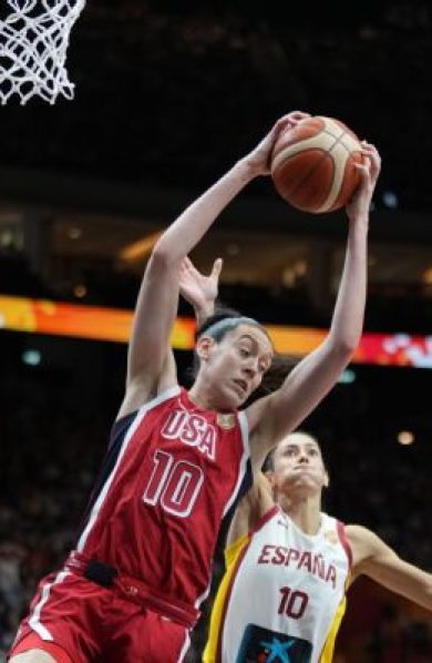 USA domine l’Espagne et affronte la France en finale FIBA 2026